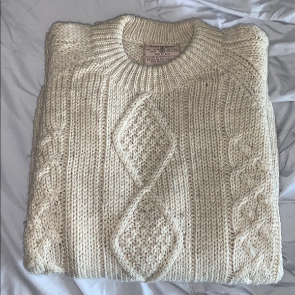 100% Wool Sweater - Picture 1 of 2